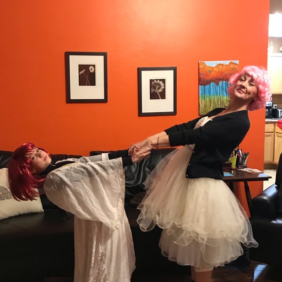 Meet your Posher, Annalisa - Picture 1 of 4